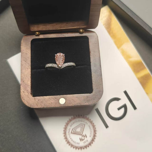 LGD Pink 1.7Ct & 26 Brilliant Cut 0.21Ct Band Ring