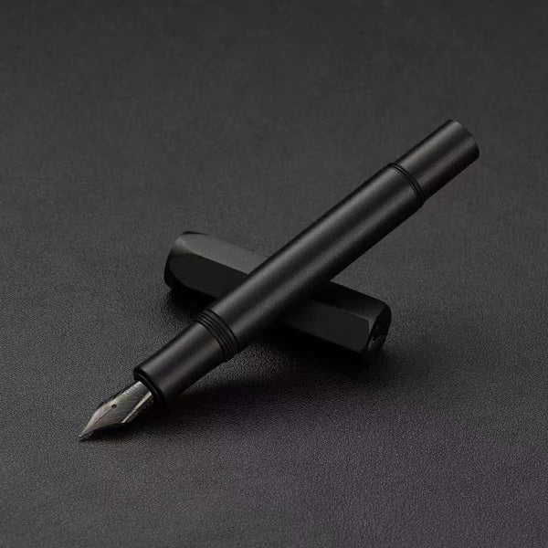 Business Fountain Pen Titanium Black